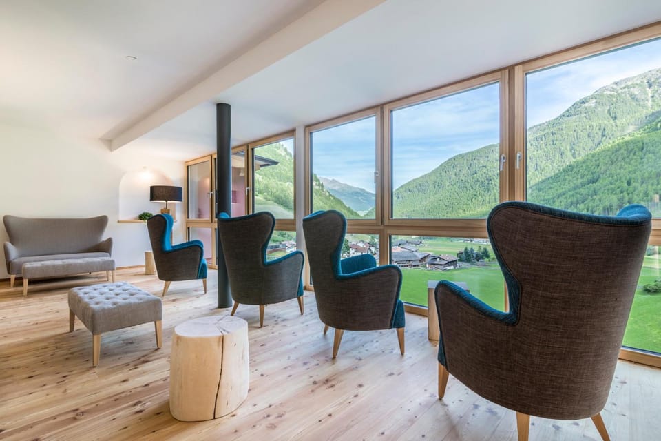 Tonzhaus Hotel Hotel in Trentino-South Tyrol