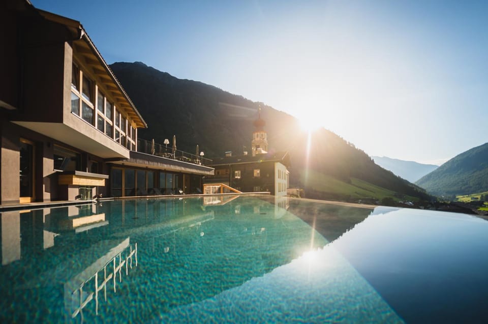 Tonzhaus Hotel Hotel in Trentino-South Tyrol