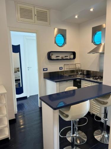 Vient Mpop con terrazza vista mare Hotel in Campania