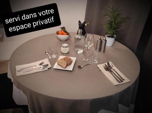 Chambres d'hotes Elcy Hotel in Auvergne-Rhône-Alpes