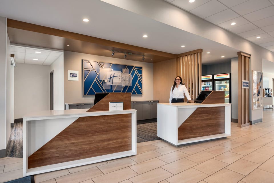 Holiday Inn Express & Suites Yuba City - Marysville By IHG Hotel in Yuba City