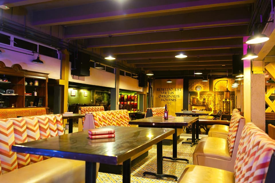 Bar/lounge