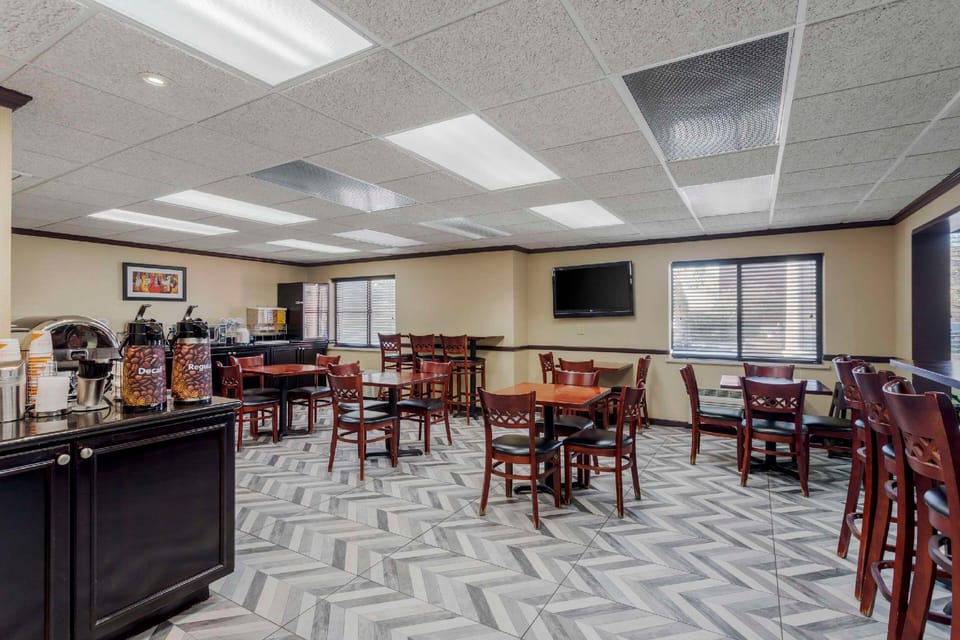 Comfort Inn & Suites Brentwood - Nashville Hotel in Brentwood