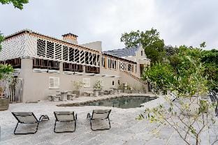 Avemore Time Out with Backup Power Hotel in Stellenbosch