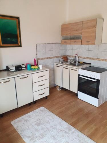 Apartmen Kuca za odmor i familiju Hotel in Montenegro