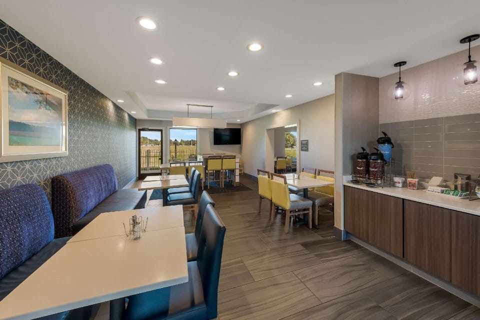 Comfort Inn & Suites Tipp City Dayton North I-75 Hotel in Ohio