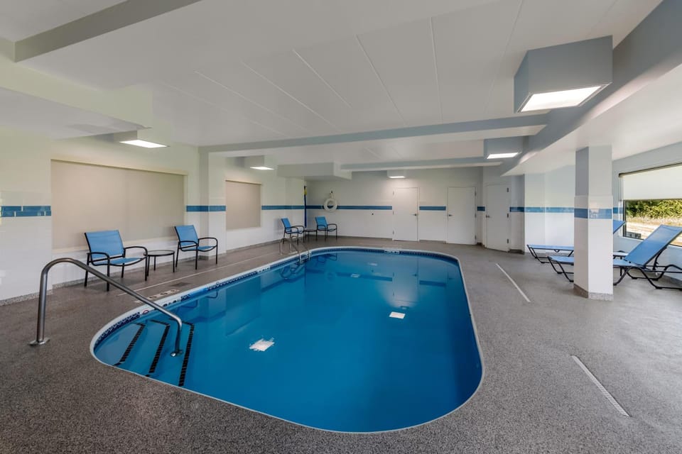 Comfort Inn & Suites Tipp City Dayton North I-75 Hotel in Ohio