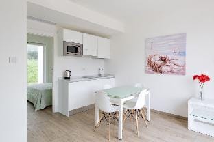 Capo Falcone Beach Charming Apartments Stintino Hotel in Stintino