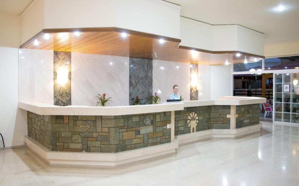 Marathon Hotel - All Inclusive Hotel in Kolympia