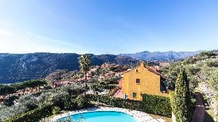 Il Borgo Apartments B5 - SV-D600-BOVE3I1B Hotel in Finale Ligure