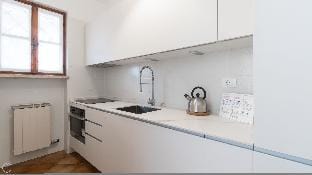 Il Borgo Apartments C2 - SV-D600-NAVI44BTC Hotel in Finale Ligure
