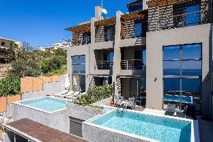 Omnia Villa I - Heated* pool & stunning seaview! Hotel in Crete