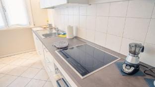 Sweet Lake Apartment - Italian Homing Hotel in Sirmione