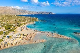 Villa Georgia: Large Private Pool, Walk to Beach, A/C, WiFi, Car Not Required                        Hotel in Crete