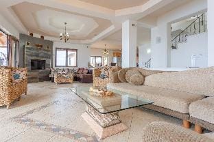 Souda Bay View: Large Private Pool, Walk to Beach, Sea Views, A/C, WiFi                              Hotel in Crete