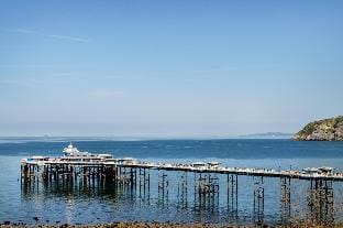 The North Wales Gathering - 9 Bedroom - EV Charging Hotel in Wales