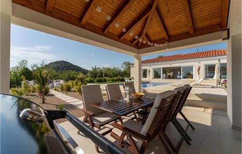 Villa Nebesi ZadarVillas Hotel in Šibenik-Knin County, Croatia