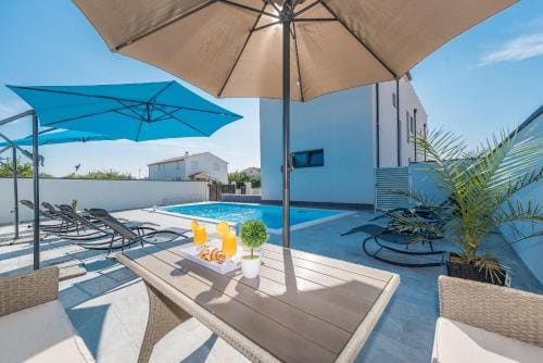 Villa Nika ZadarVillas Hotel in Zadar