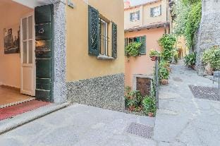 Casa La Nuvola Varenna Hotel in Varenna
