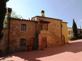 Country house in Chianti with pool ID 39 Hotel in Tuscany