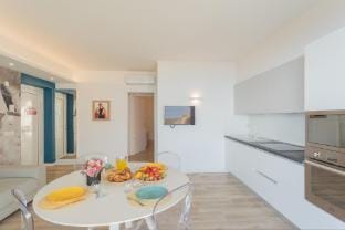Valarin Verona, Luxory Apartment & Wellness Hotel in Domaso