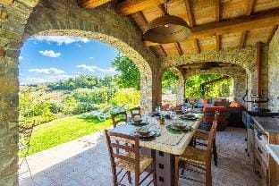 Villa Casale Silvia: Large Private Pool, A/C, WiFi                                                   Hotel in Umbria