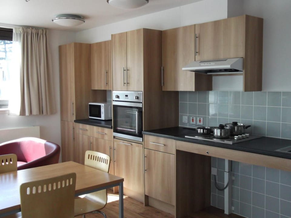 Perth Youth Hostel and Apartments Hostel in Perth