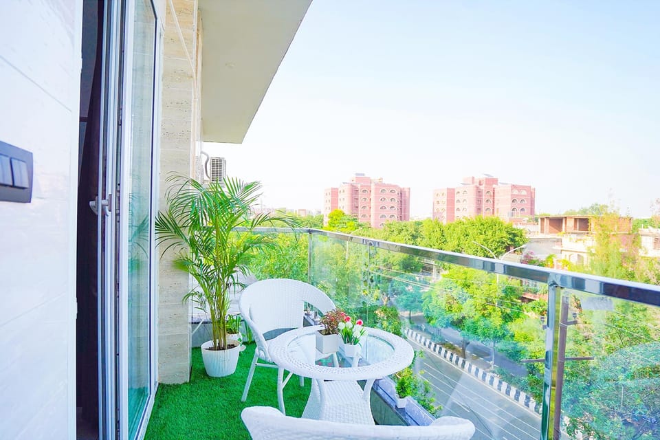 FabHotel Sunrise Sector 56 Hotel in Noida