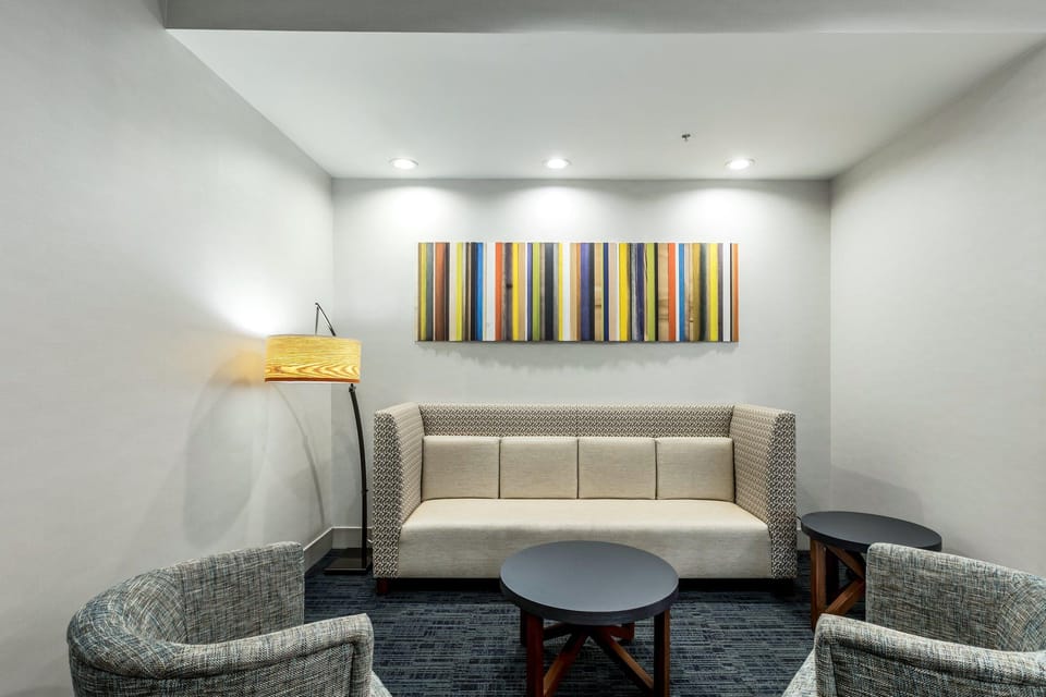 Holiday Inn Express & Suites Jersey City North - Hoboken By IHG Hotel in Secaucus
