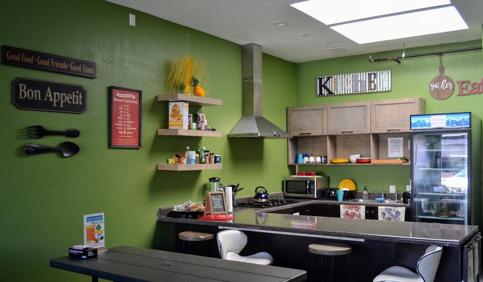 California Dreams Hostel Hostel in Pacific Beach