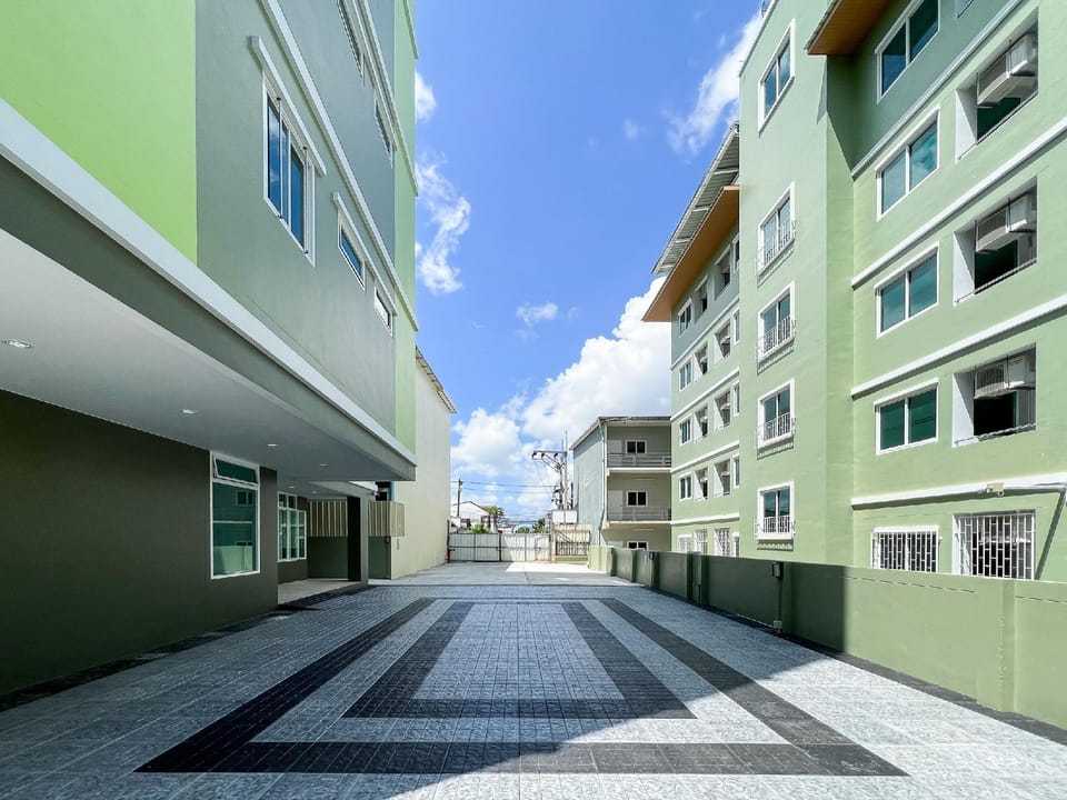 Parking lot
