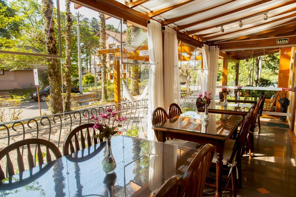 Pousada Aguia Branca Inn in Gramado