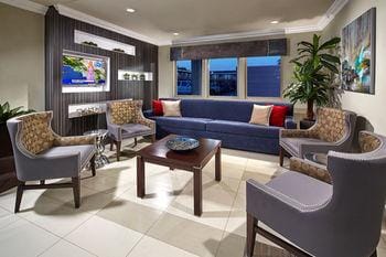 Eden Roc Inn & Suites Hotel in Garden Grove