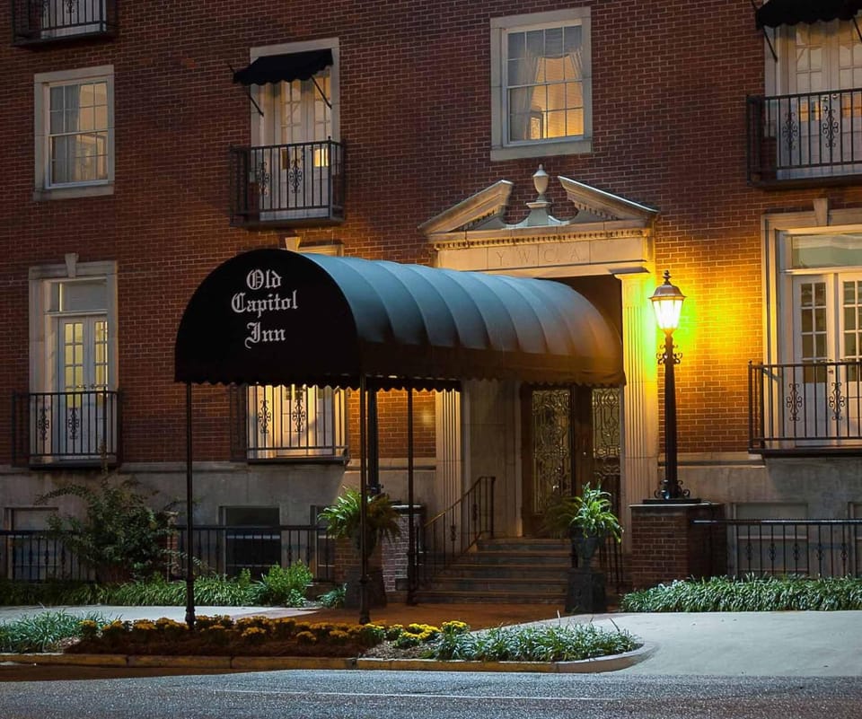 Old Capitol Inn Inn in Jackson