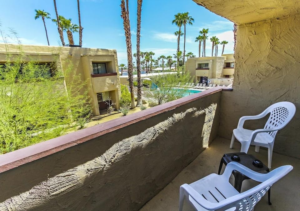 Desert Vacation Villas by VRI Americas Hotel in Palm Springs
