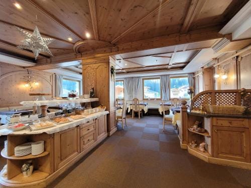 Hotel Garni Royal Hotel in Trentino-South Tyrol