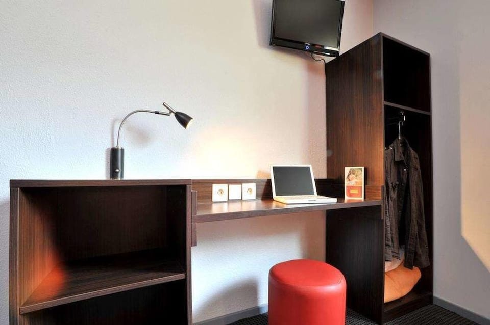 Brit Hotel Saint-Quentin Hotel in Wallonia, Belgium