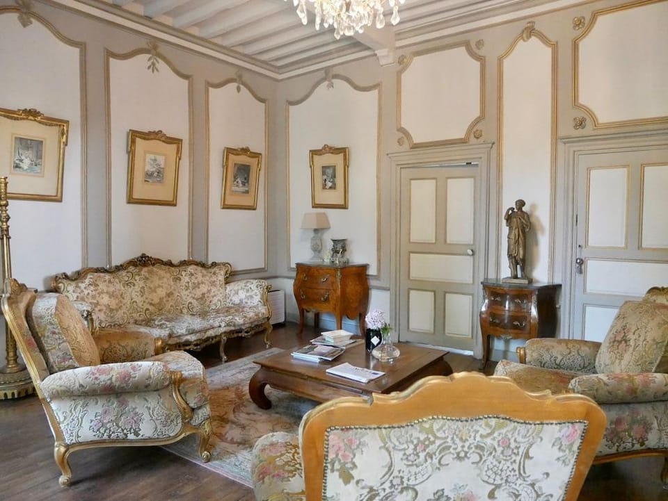 Château de Perpezat Hotel in Auvergne-Rhône-Alpes