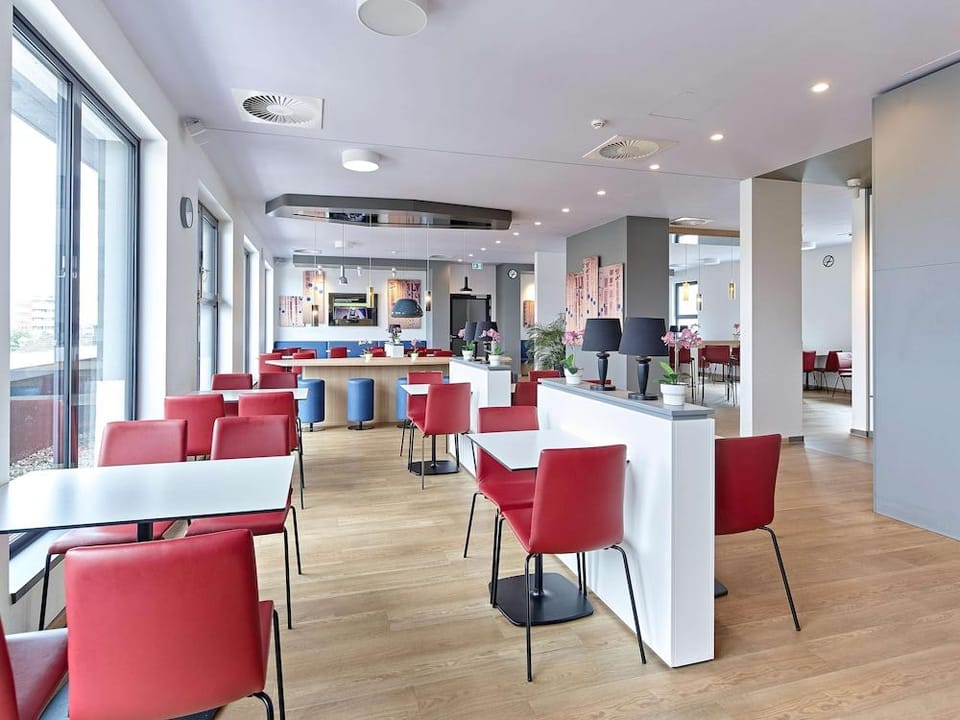 B&B Hotel Köln-Troisdorf Hotel in Rhineland-Palatinate