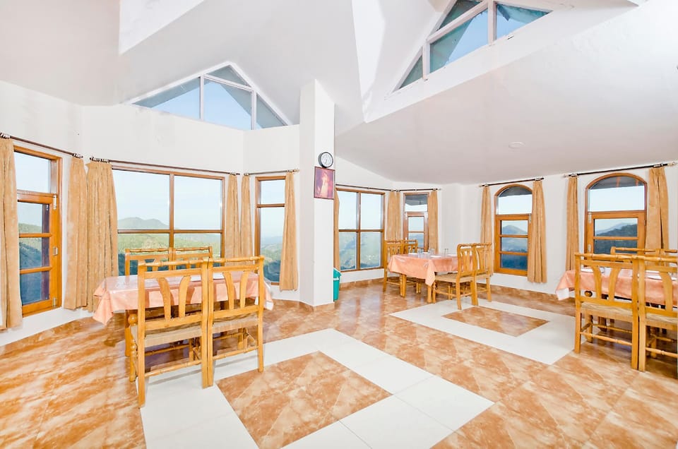 Grand Sunset - Chail Hotel in Himachal Pradesh