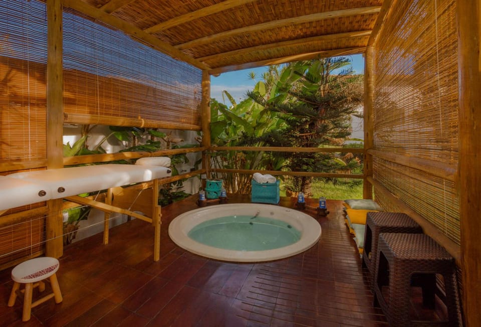 Hot tub