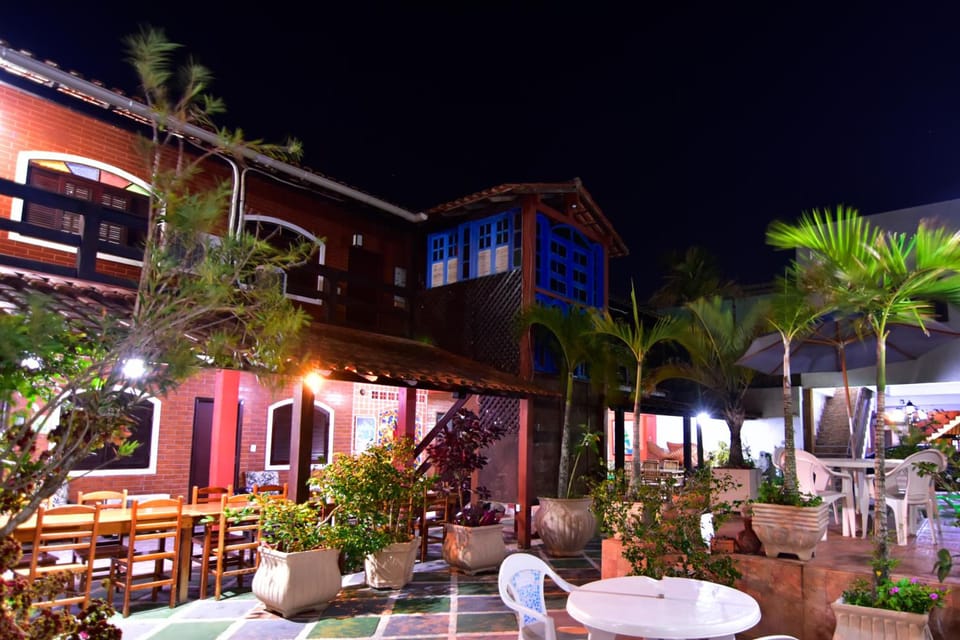 Pousada Porto Praia Inn in Vila Canaa