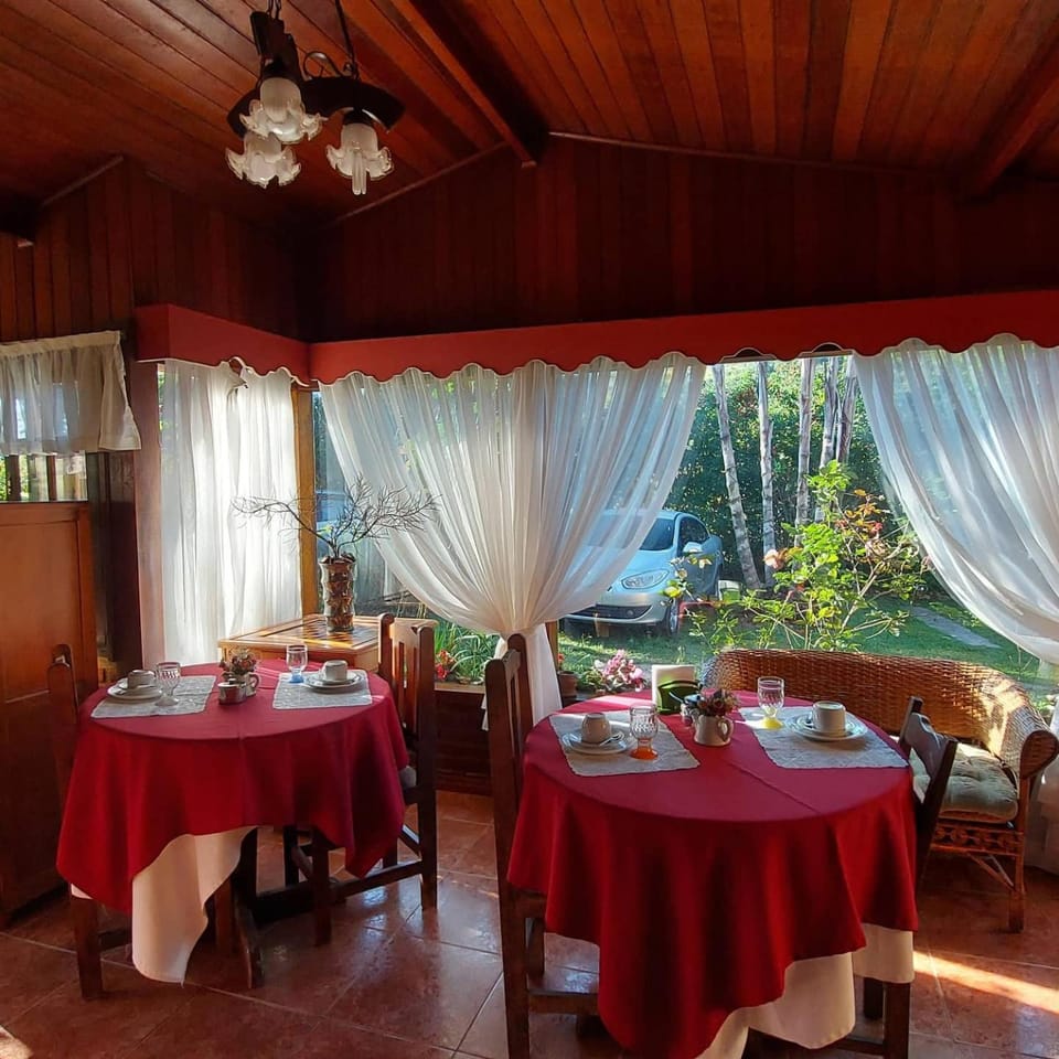 Pousada Recanto da Montanha Inn in State of Rio de Janeiro