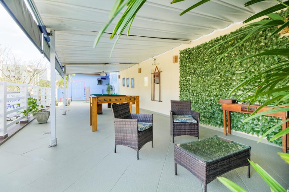 Shared lounge/TV area