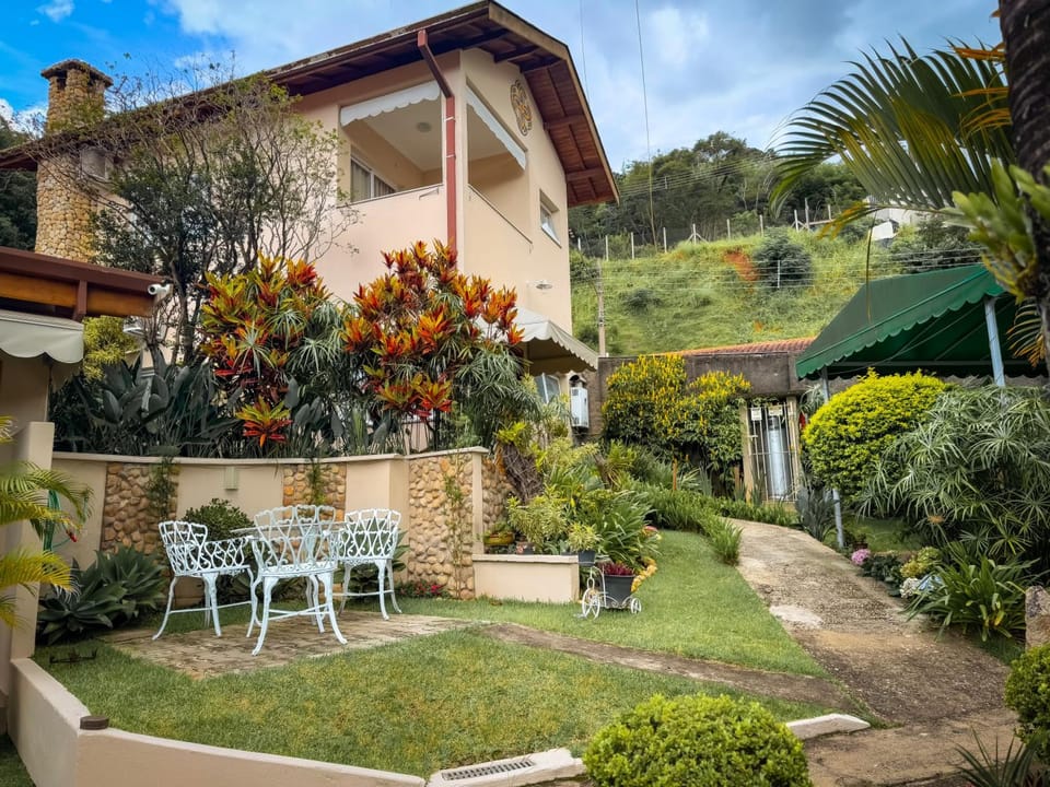 Pousada Quinta dos Colibris Inn in State of São Paulo