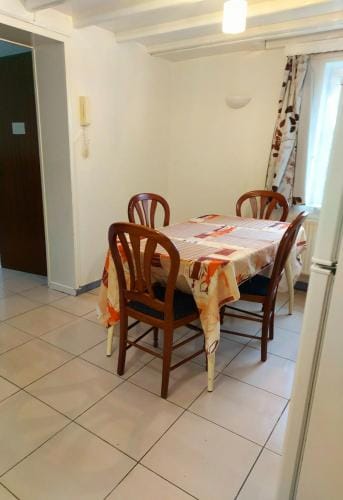 Belle chambre dans un quartier calme Hotel in Flanders