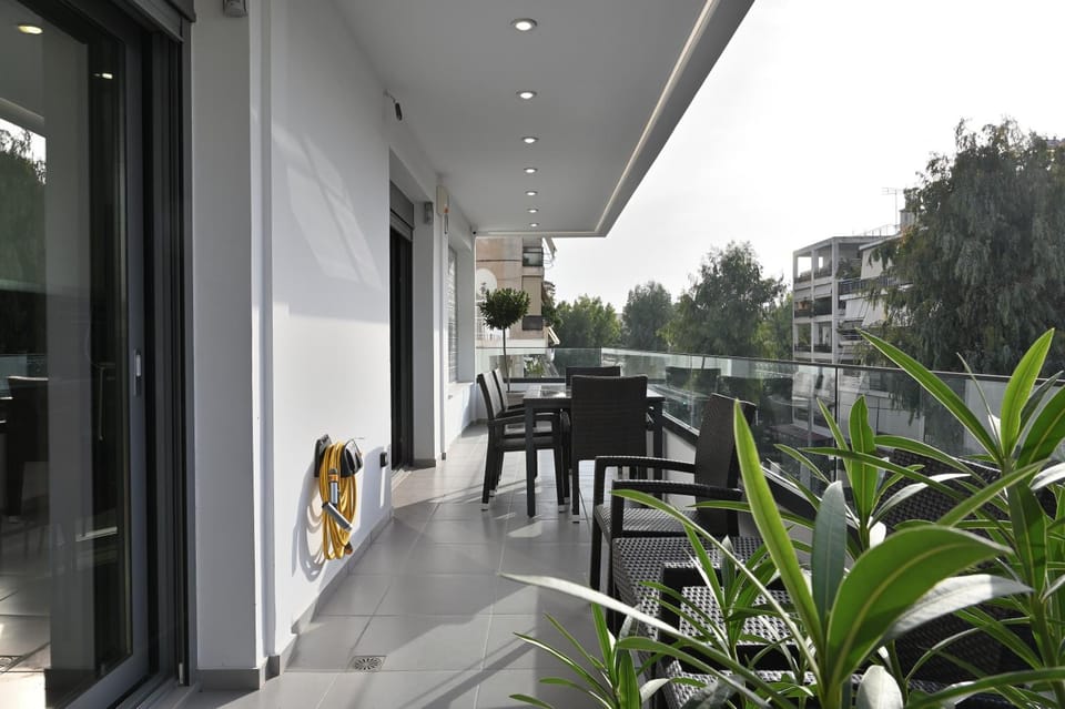 The Lop Athens Holidays Luxury Suites Hotel in Kallithea