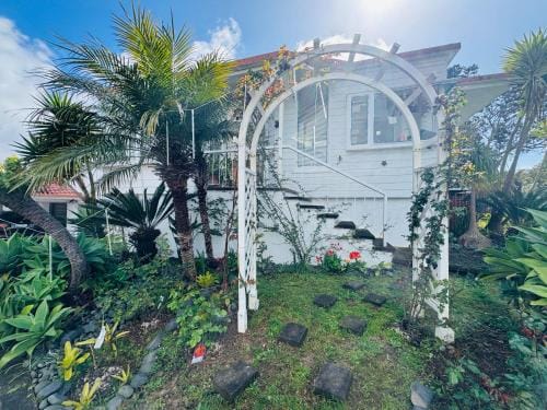 Delight at Golf Hotel in Auckland