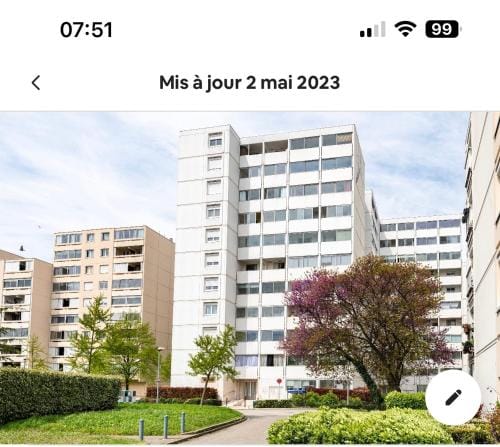 Chambre cosy Hotel in Villeurbanne