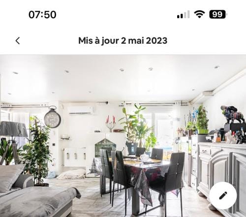 Chambre cosy Hotel in Villeurbanne